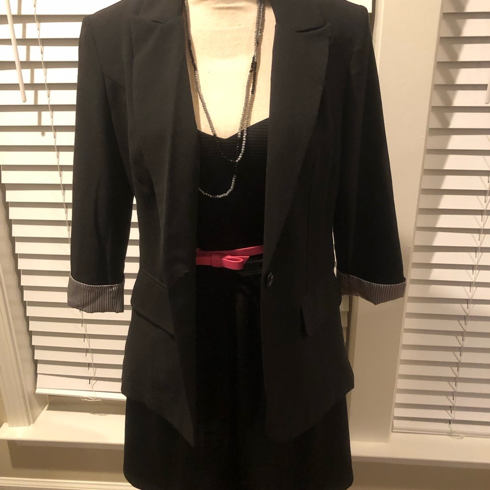 IZ Byer Dress Jacket